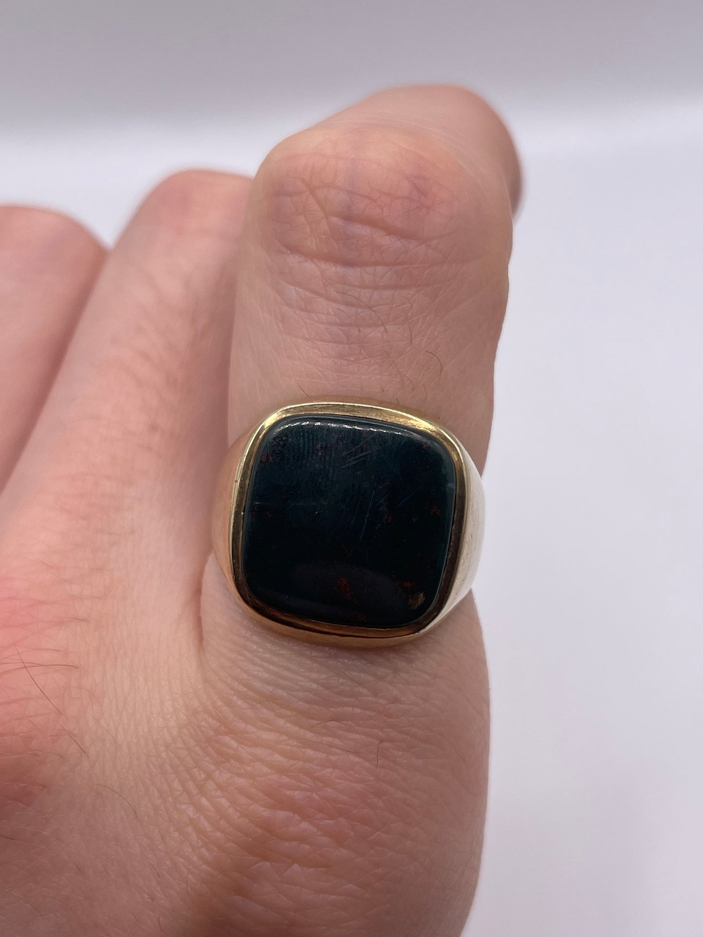 9ct gold bloodstone signet ring