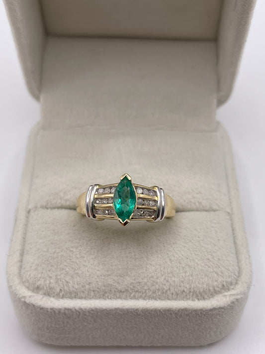 14ct gold emerald and diamond ring