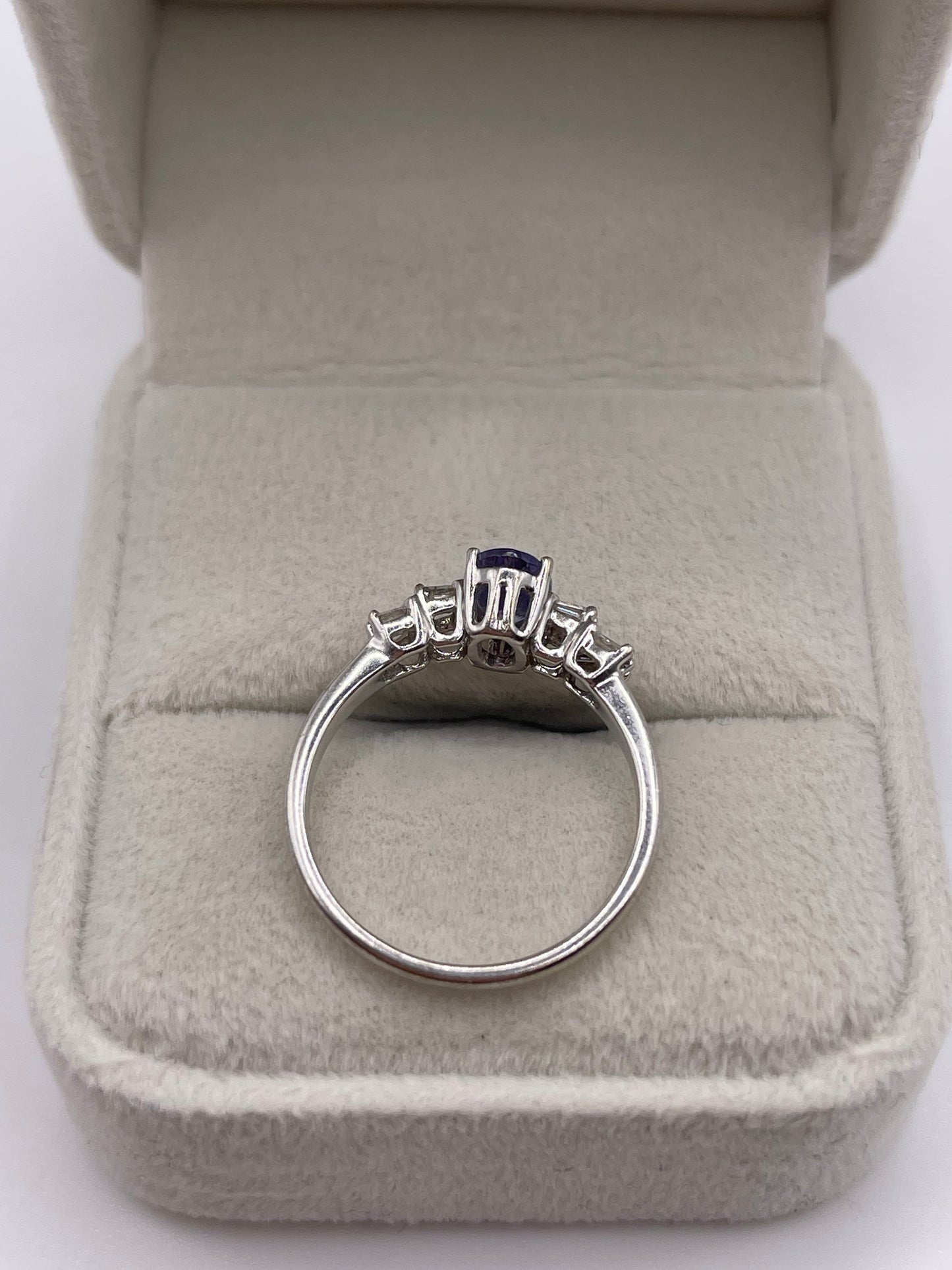 9ct white gold tanzanite and diamond ring