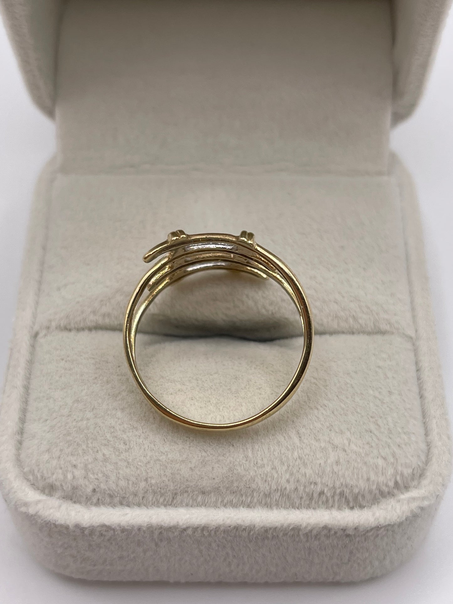 9ct gold ring