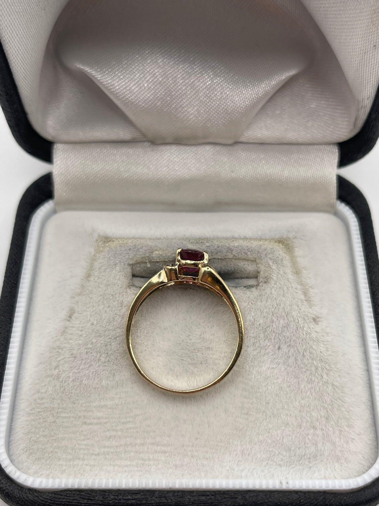 9ct gold ruby and diamond ring