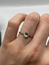 Load image into Gallery viewer, 9ct gold quartz and zircon ring
