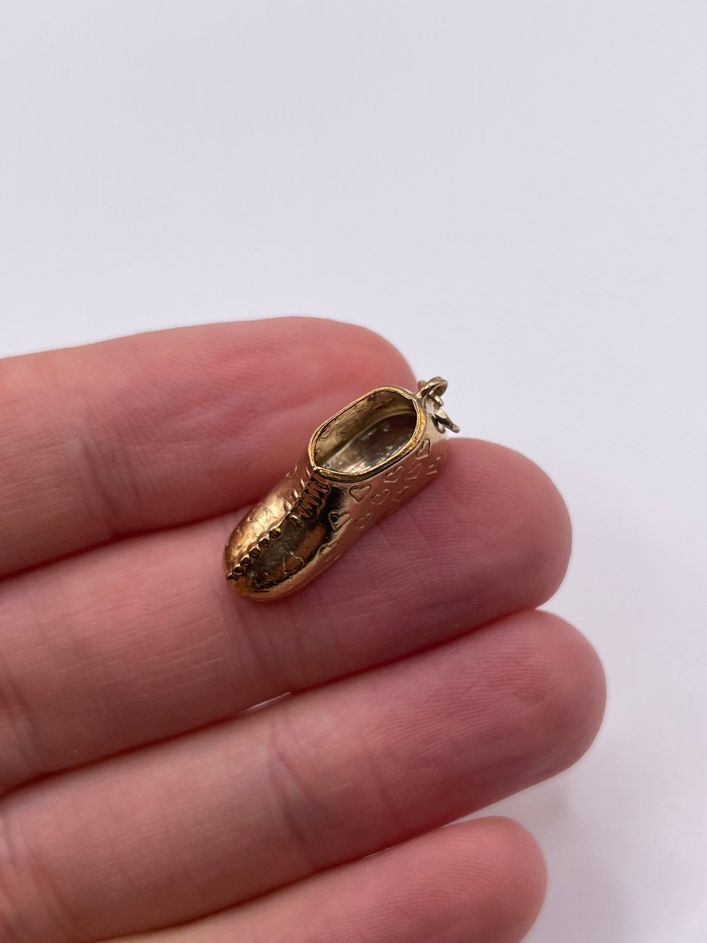 9ct gold shoe charm