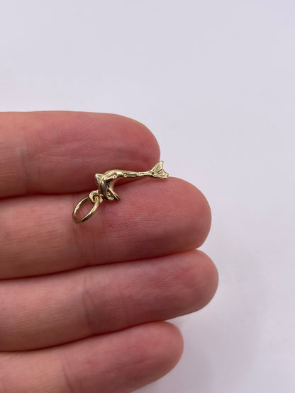 9ct gold dolphin charm