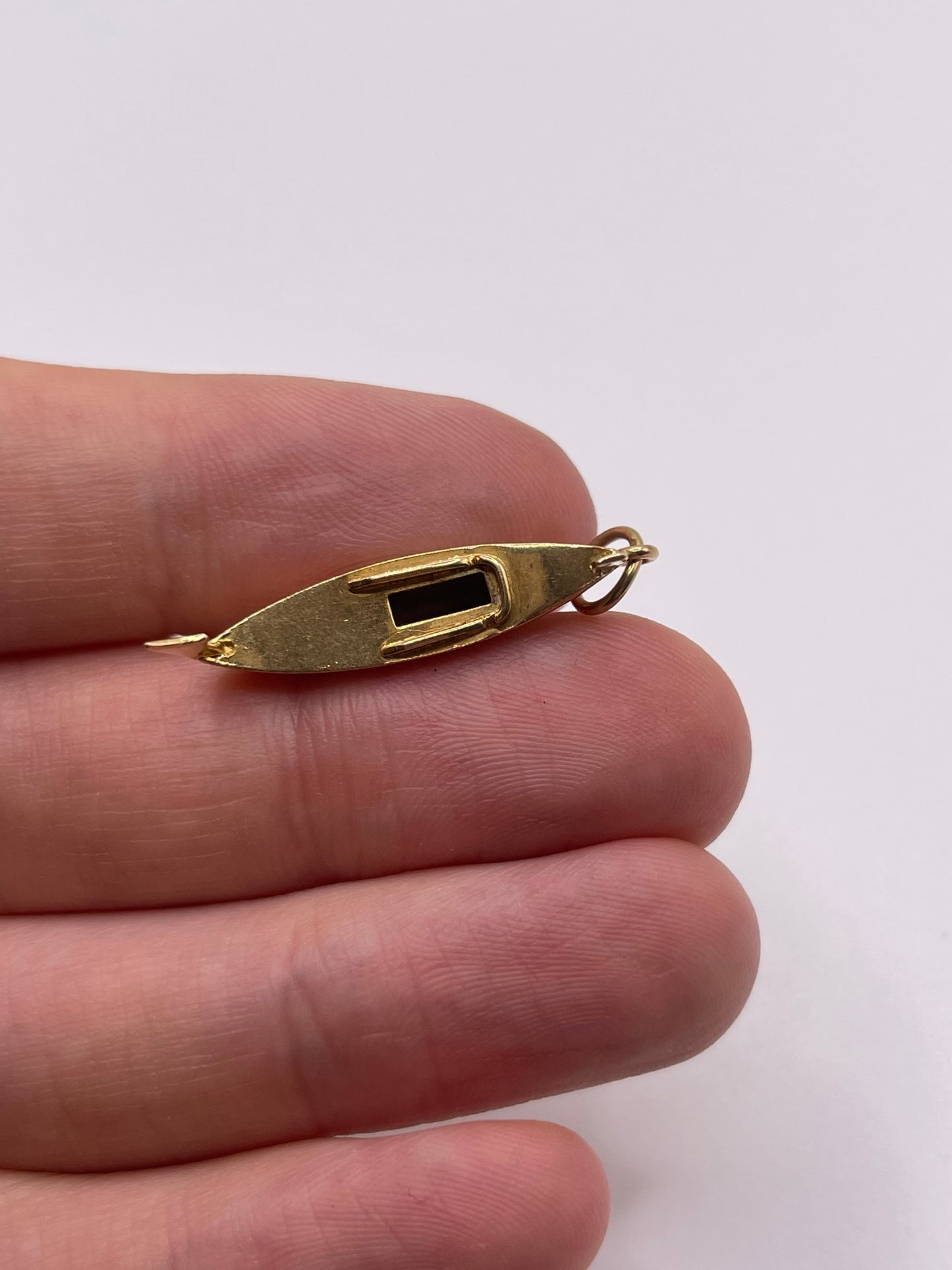 18ct gold gondola charm