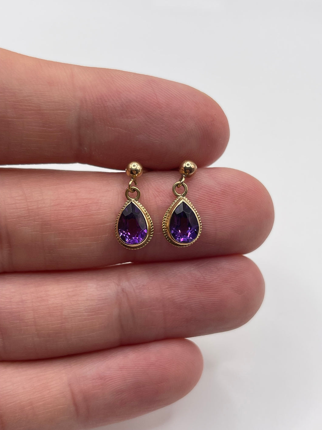 9ct gold amethyst earrings