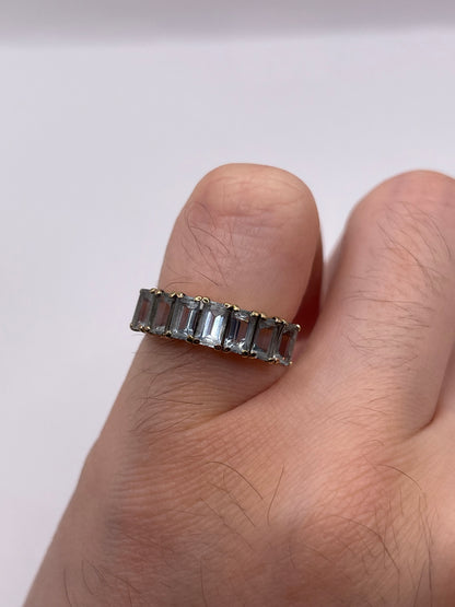 9ct gold aquamarine ring