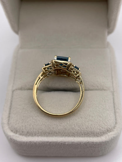 9ct gold topaz and diamond ring