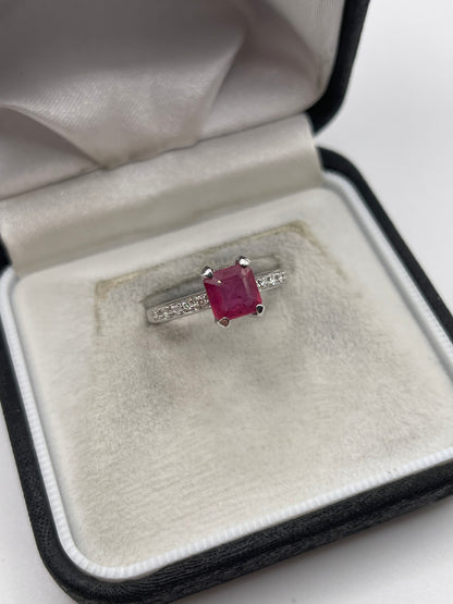 18ct white gold ruby and diamond ring