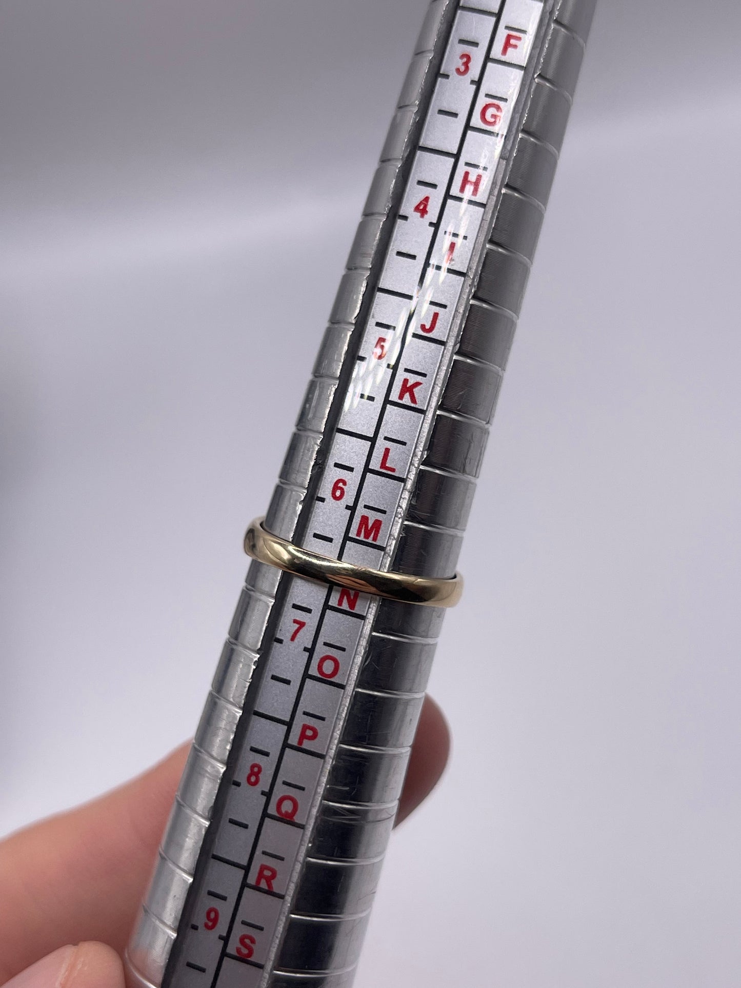 9ct gold topaz gypsy ring