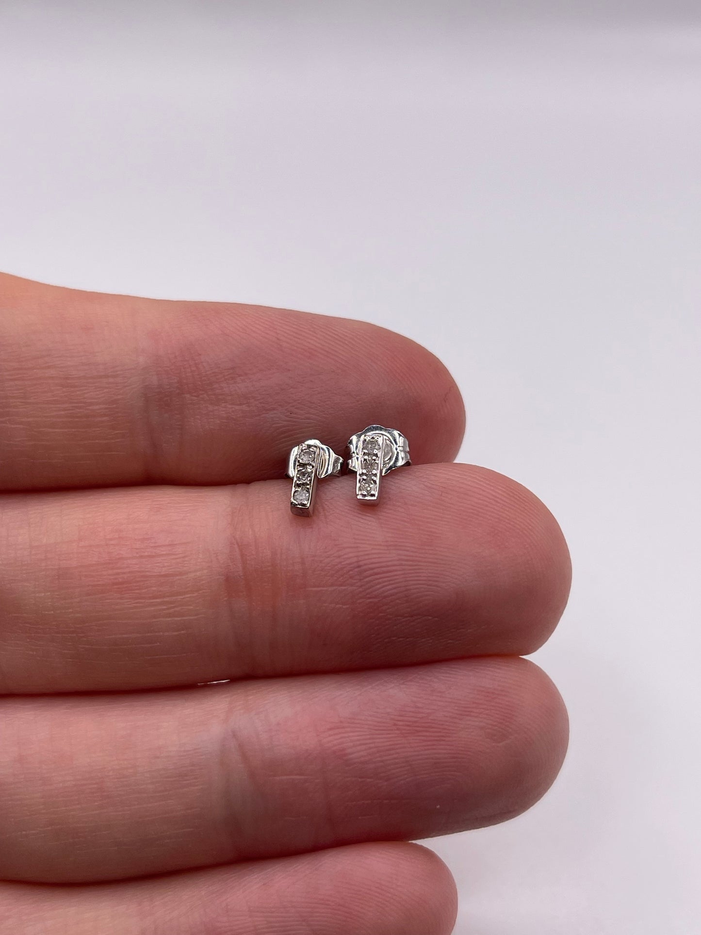 9ct white gold diamond earrings