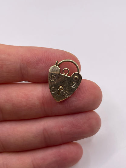 9ct gold padlock 7