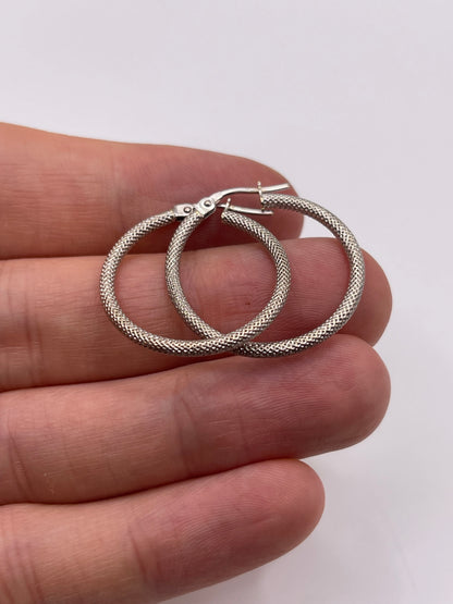18ct white gold Creole earrings