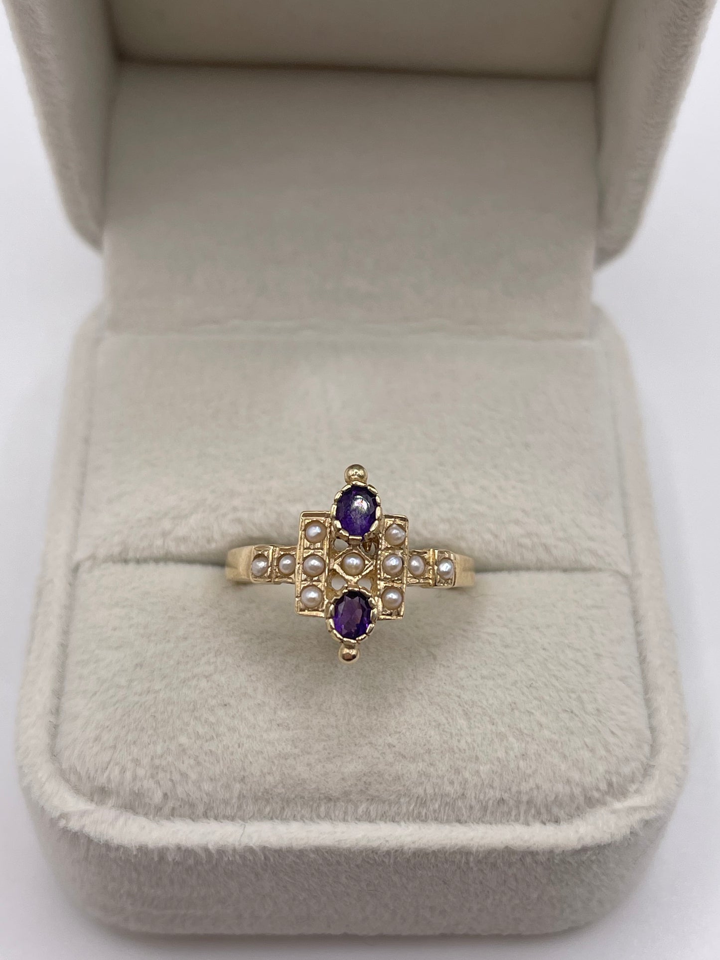 9ct gold amethyst and pearl ring