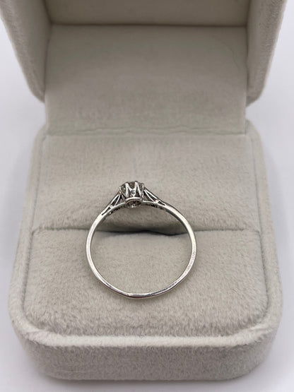 Platinum diamond ring