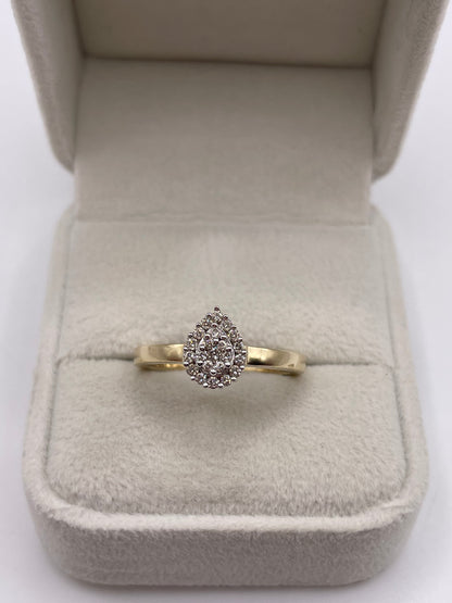9ct gold diamond cluster ring