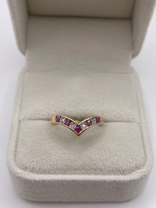 9ct gold ruby and diamond wishbone ring