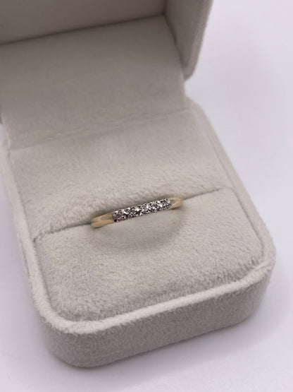 9ct gold diamond ring
