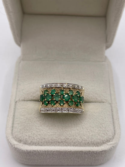 9ct gold emerald and diamond ring