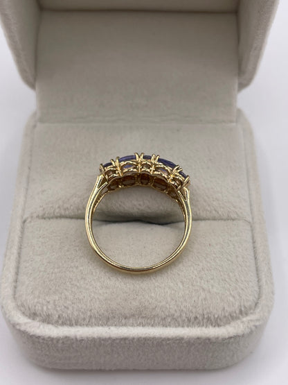 9ct gold tanzanite and diamond ring