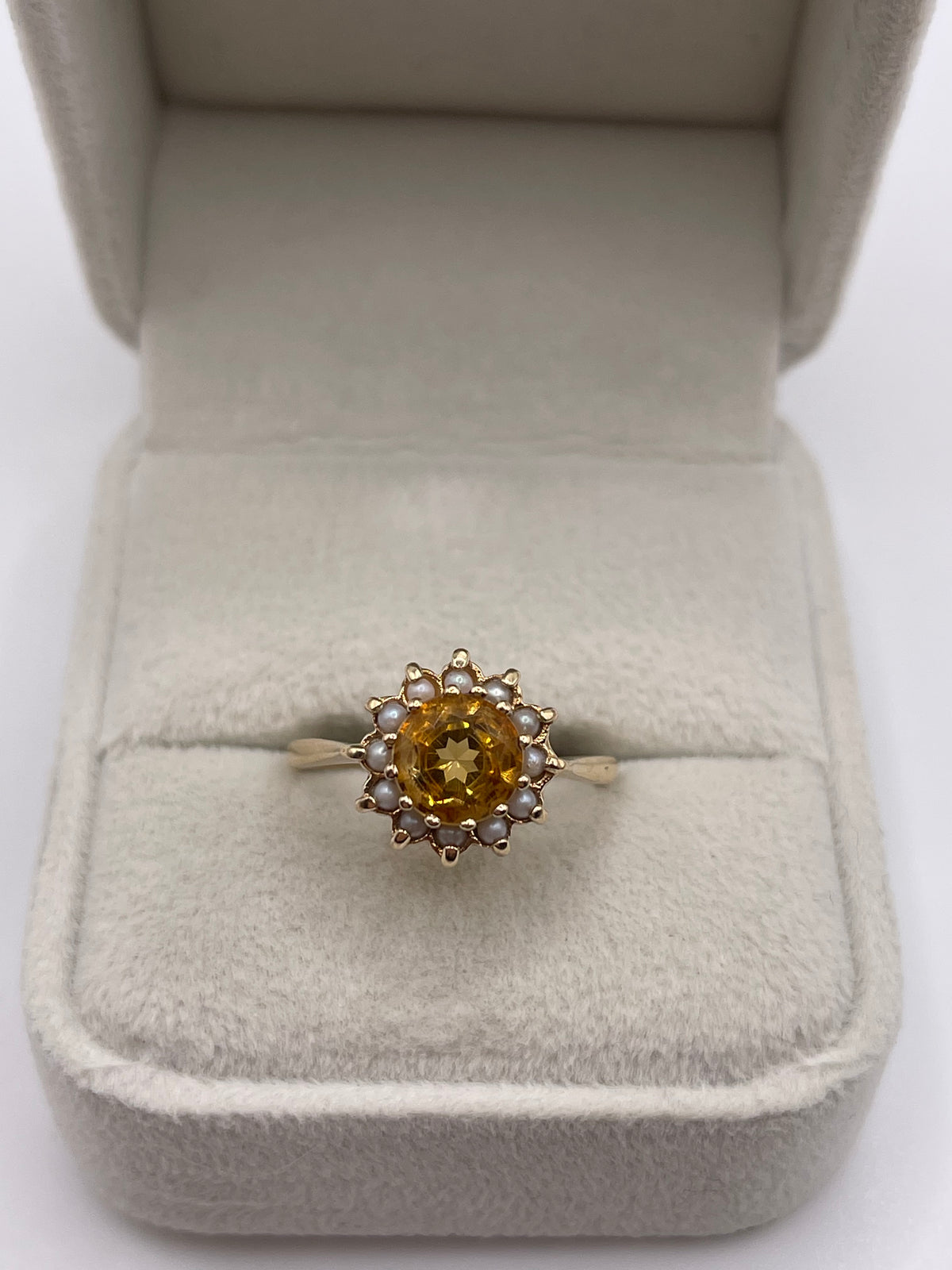 9ct gold citrine and pearl ring