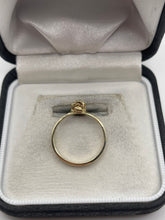 Load image into Gallery viewer, 9ct gold skull ring
