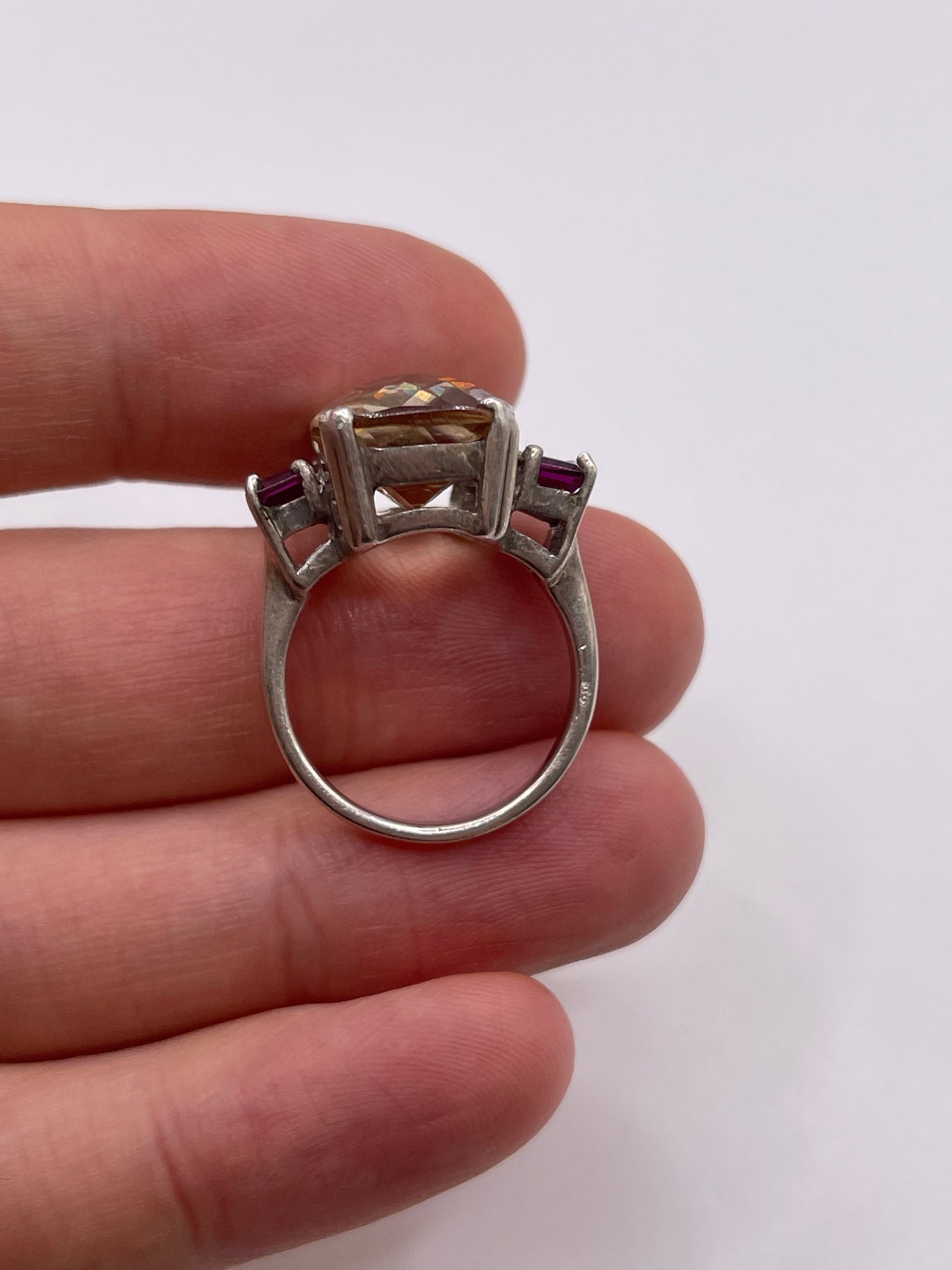 Silver gemstone ring