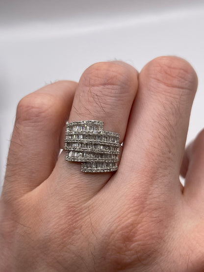 9ct white gold diamond ring