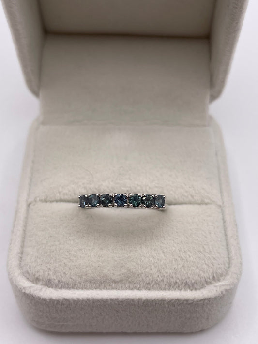 9ct white gold alexandrite ring