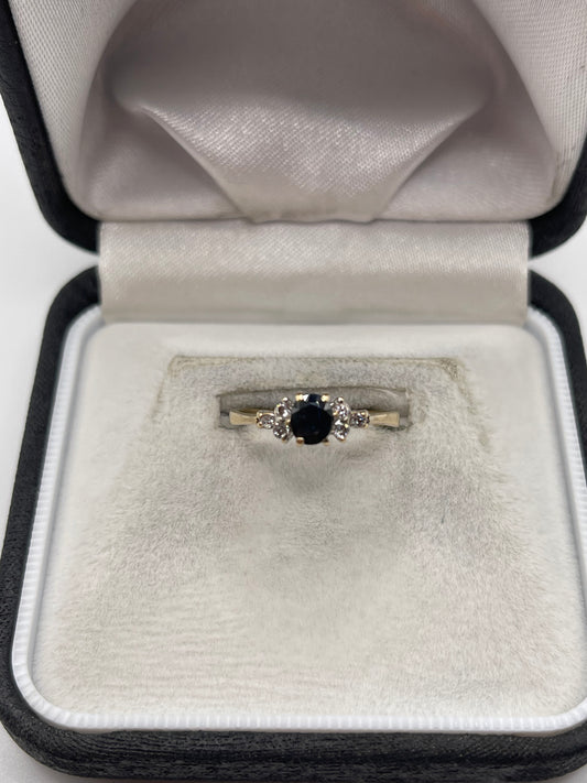 9ct gold sapphire and diamond ring