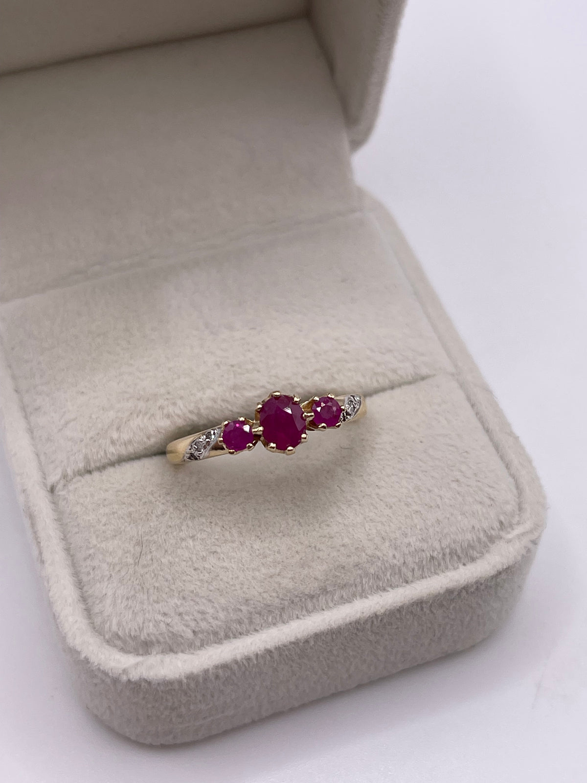 9ct gold ruby and diamond ring