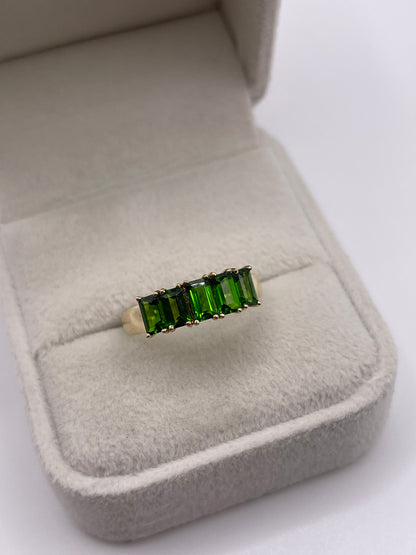 9ct gold diopside ring