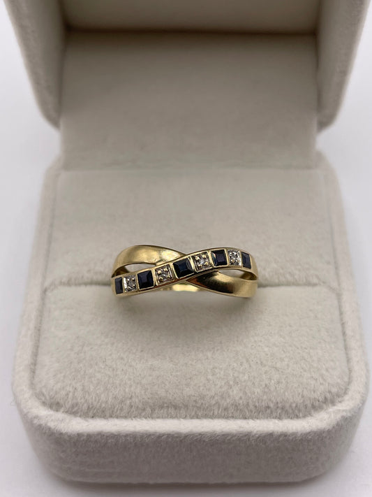 9ct gold sapphire and diamond ring