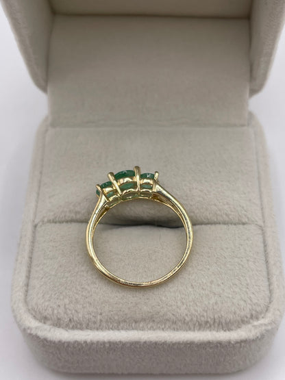 9ct gold emerald and diamond ring
