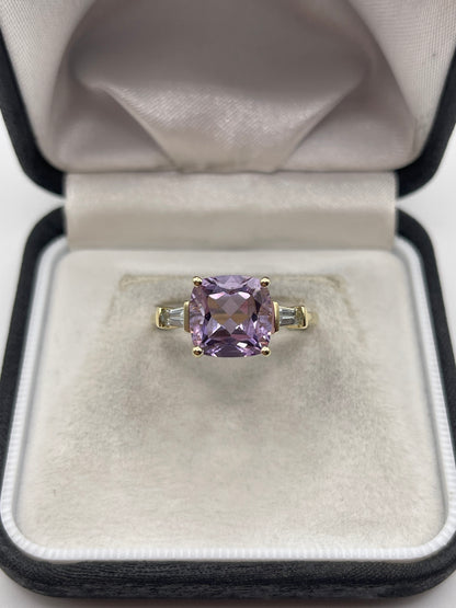 9ct gold amethyst and zircon ring