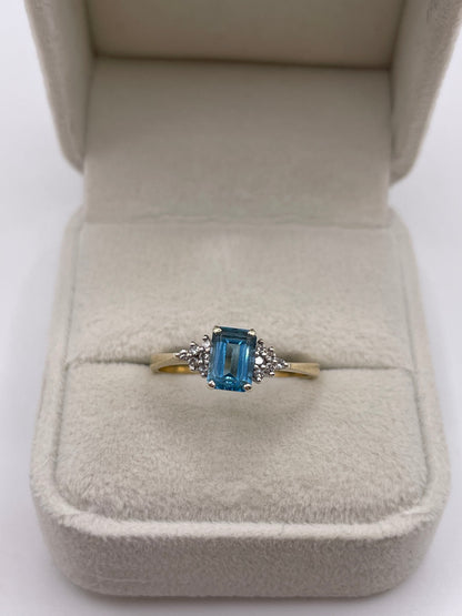 9ct gold topaz and diamond ring