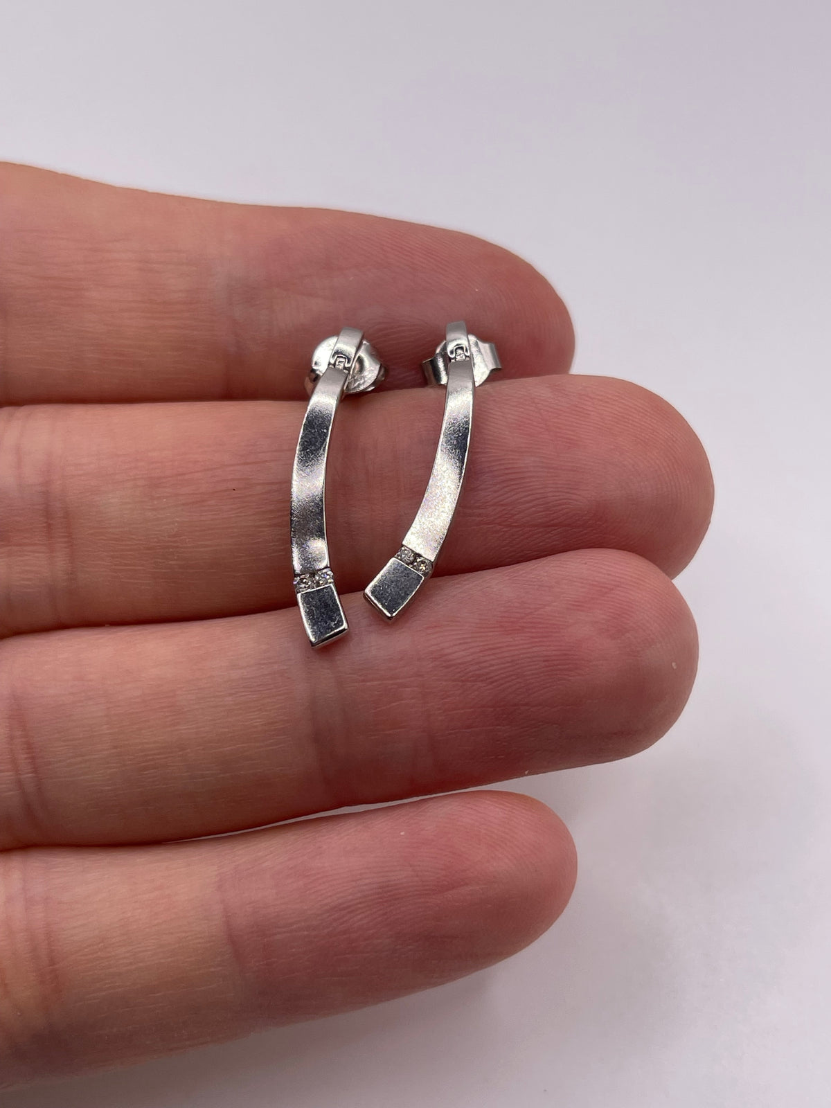 9ct white gold diamond earrings