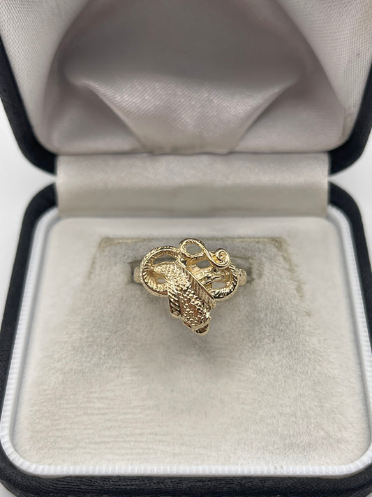 9ct gold snake ring