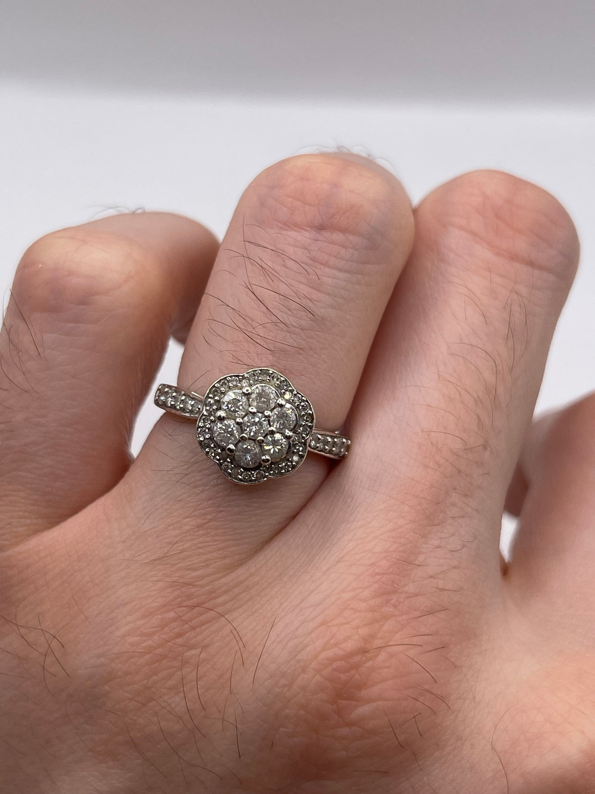 9ct white gold diamond cluster ring