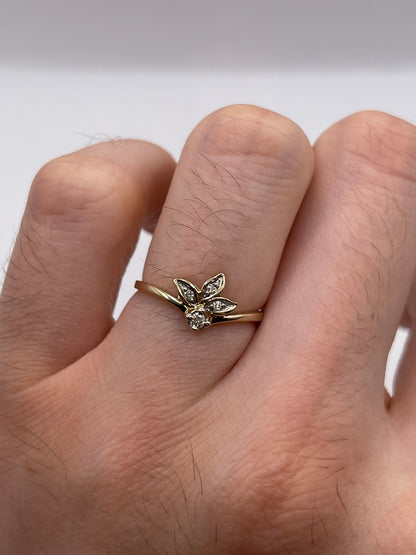 9ct gold diamond ring