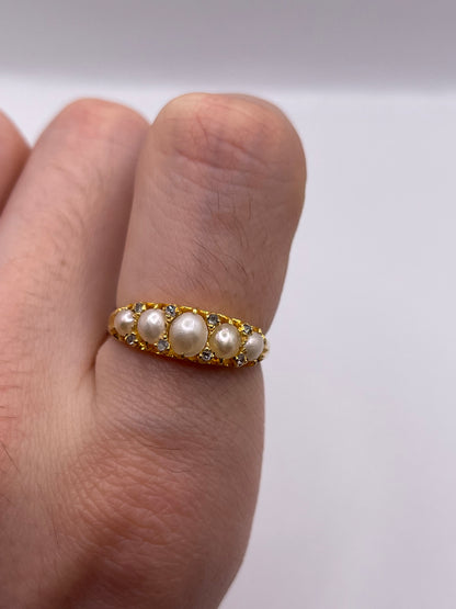 Antique 18ct gold pearl and diamond ring