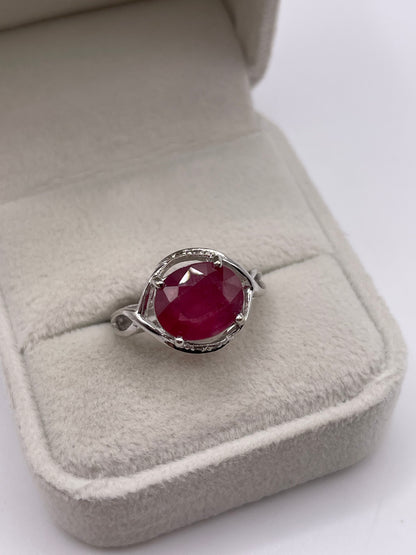 9ct white gold ruby and diamond ring