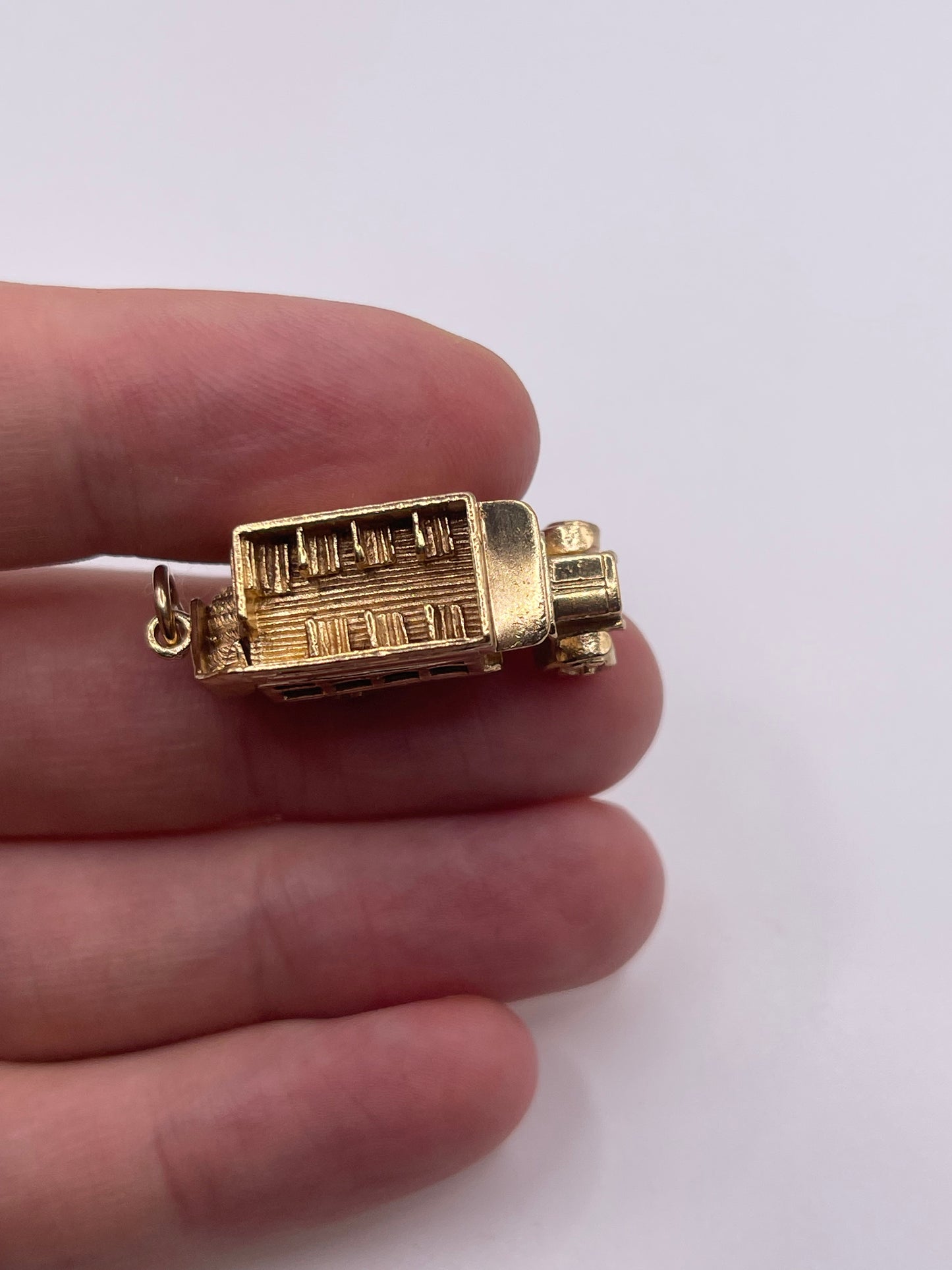 9ct gold double decker bus charm