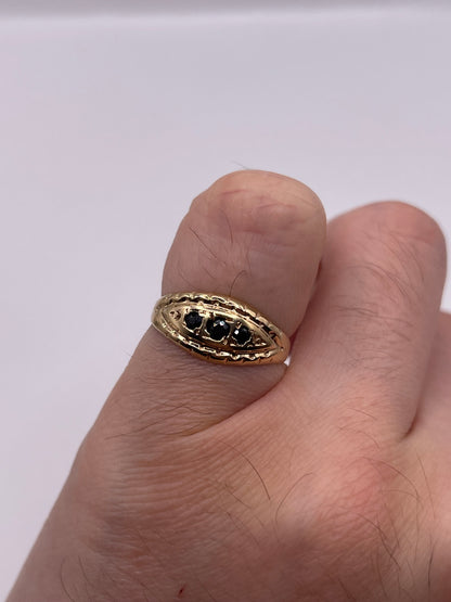 9ct gold sapphire ring