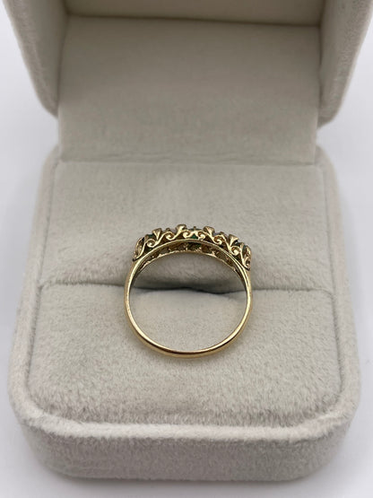 18ct gold emerald and opal ring