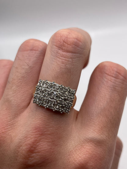 9ct gold diamond cluster ring