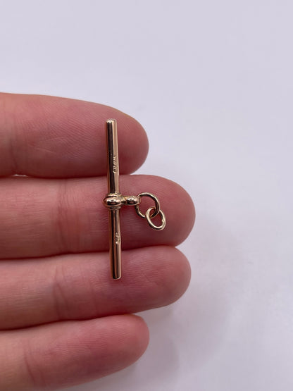 9ct rose gold t bar pendant