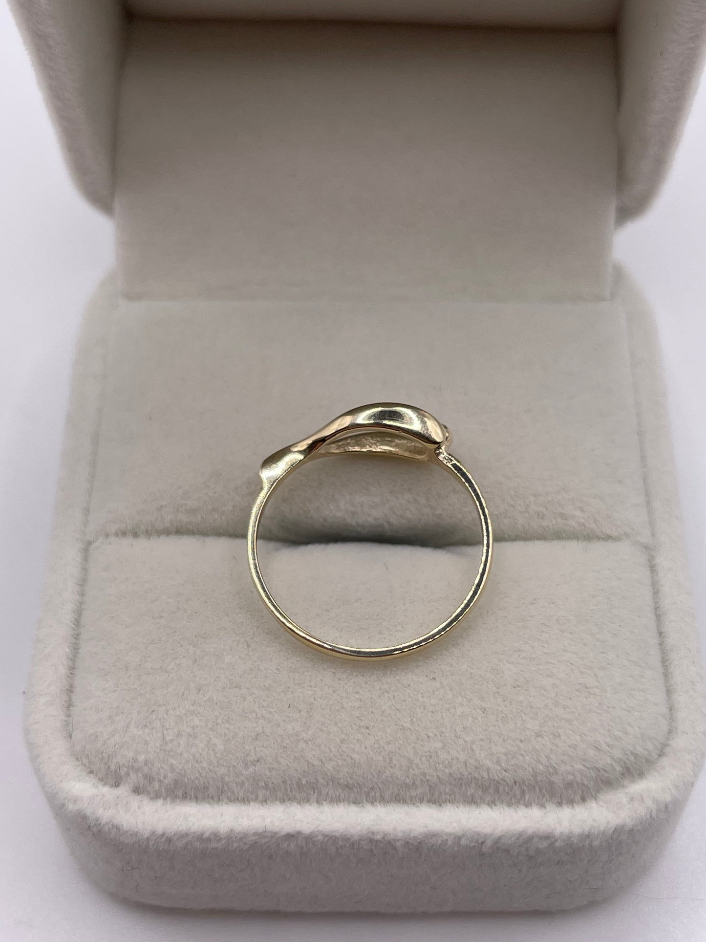 9ct gold wishbone ring