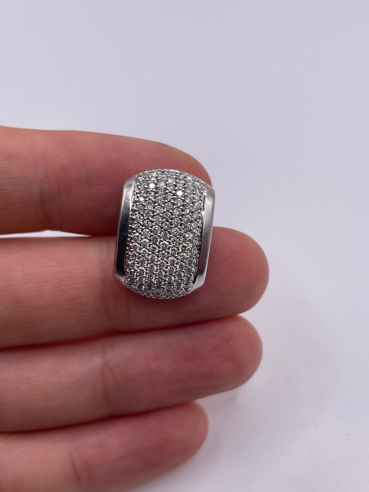 9ct white gold 1ct diamond cluster pendant