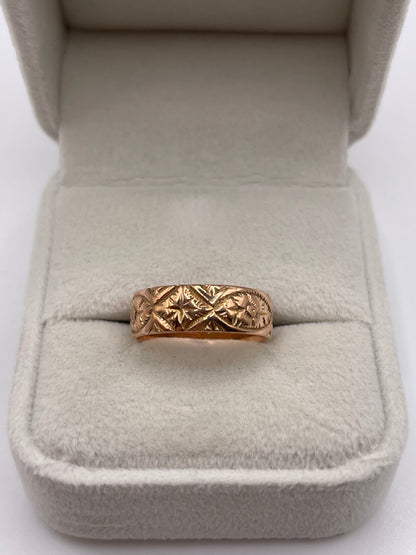 Antique 9ct rose gold patterned band